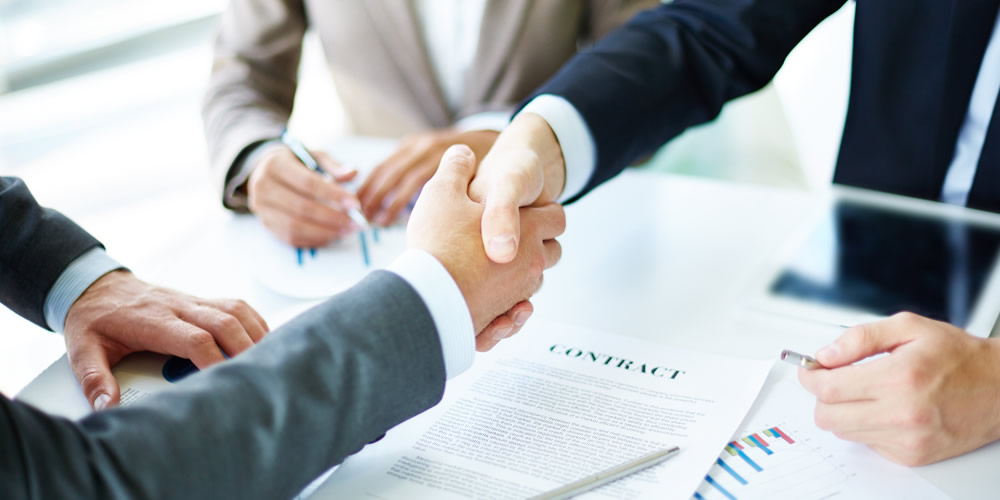 貼角機(jī)、壓泡機(jī)廠(chǎng)房服務(wù)團(tuán)隊(duì)